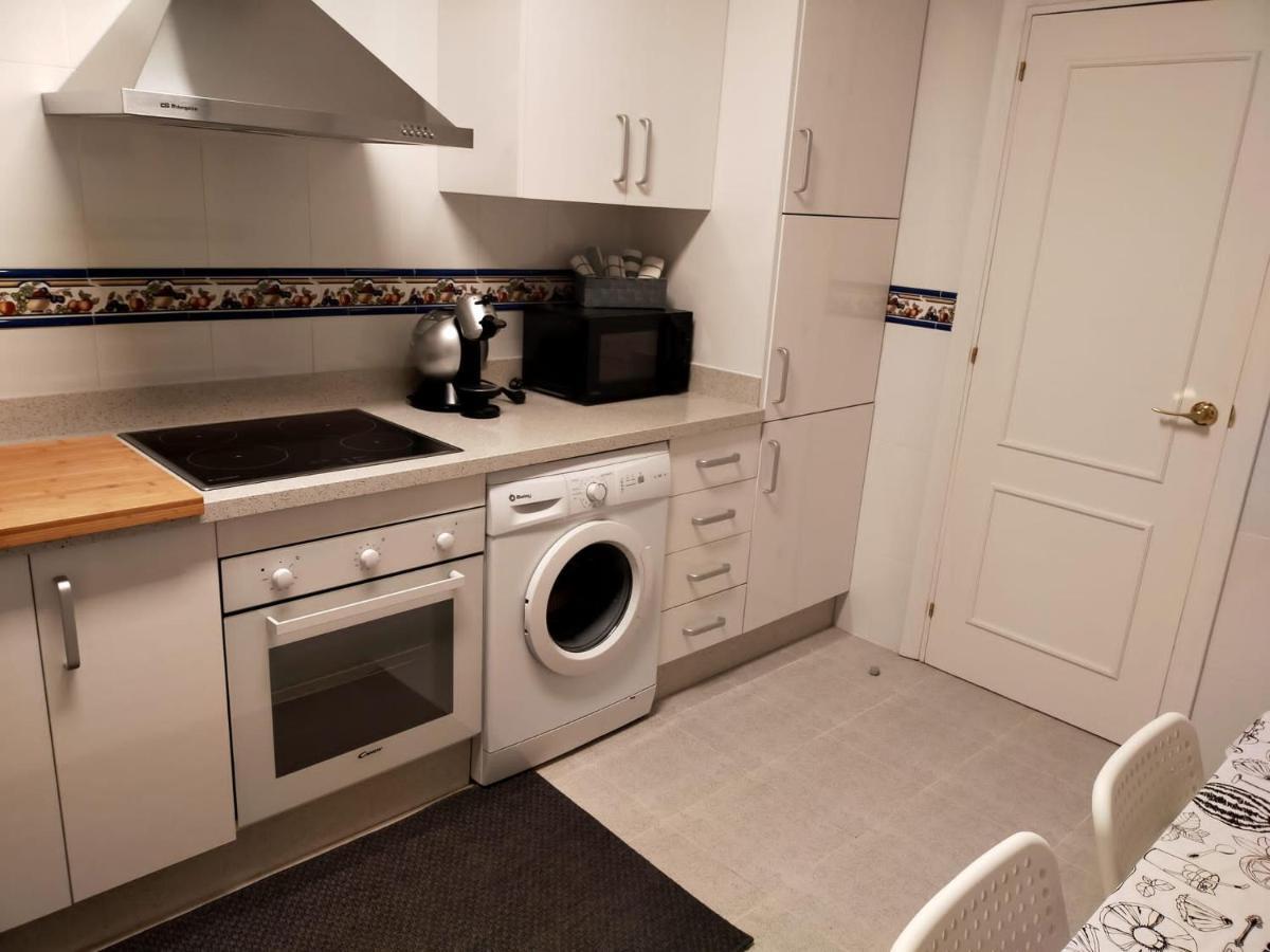 Bastinazo Alohadream - Premium - La Mejor Ubicacion Con Aire Acondicionado, Insonorizacion, Terraza Y Equipamiento En El Puerto De Santa Maria - Grupo De Solo Menores De 25 No Aceptados Salvo Fianza Adicional Buitenkant foto